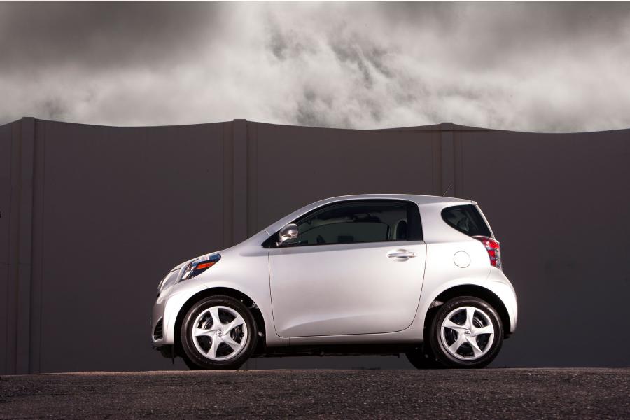  Scion iQ 2012 года  (фото 94 из 128)